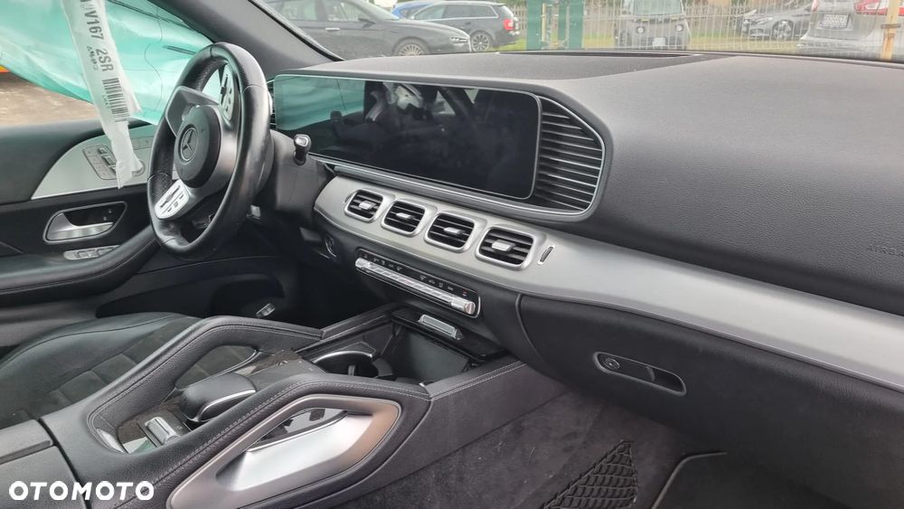 Mercedes-Benz GLE - 22