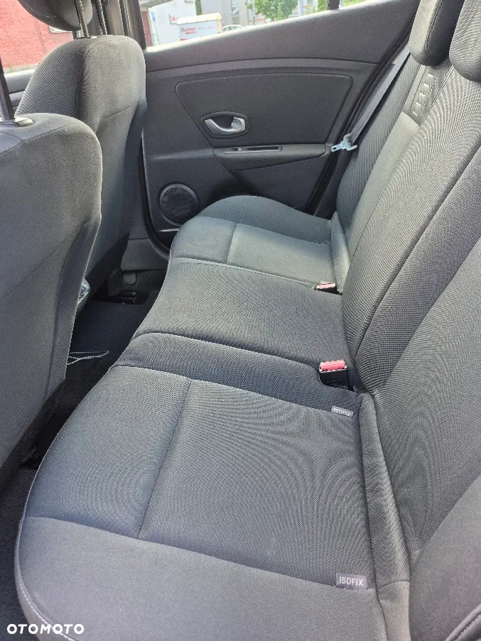 Renault Megane 1.6 16V Dynamique Euro5 - 23