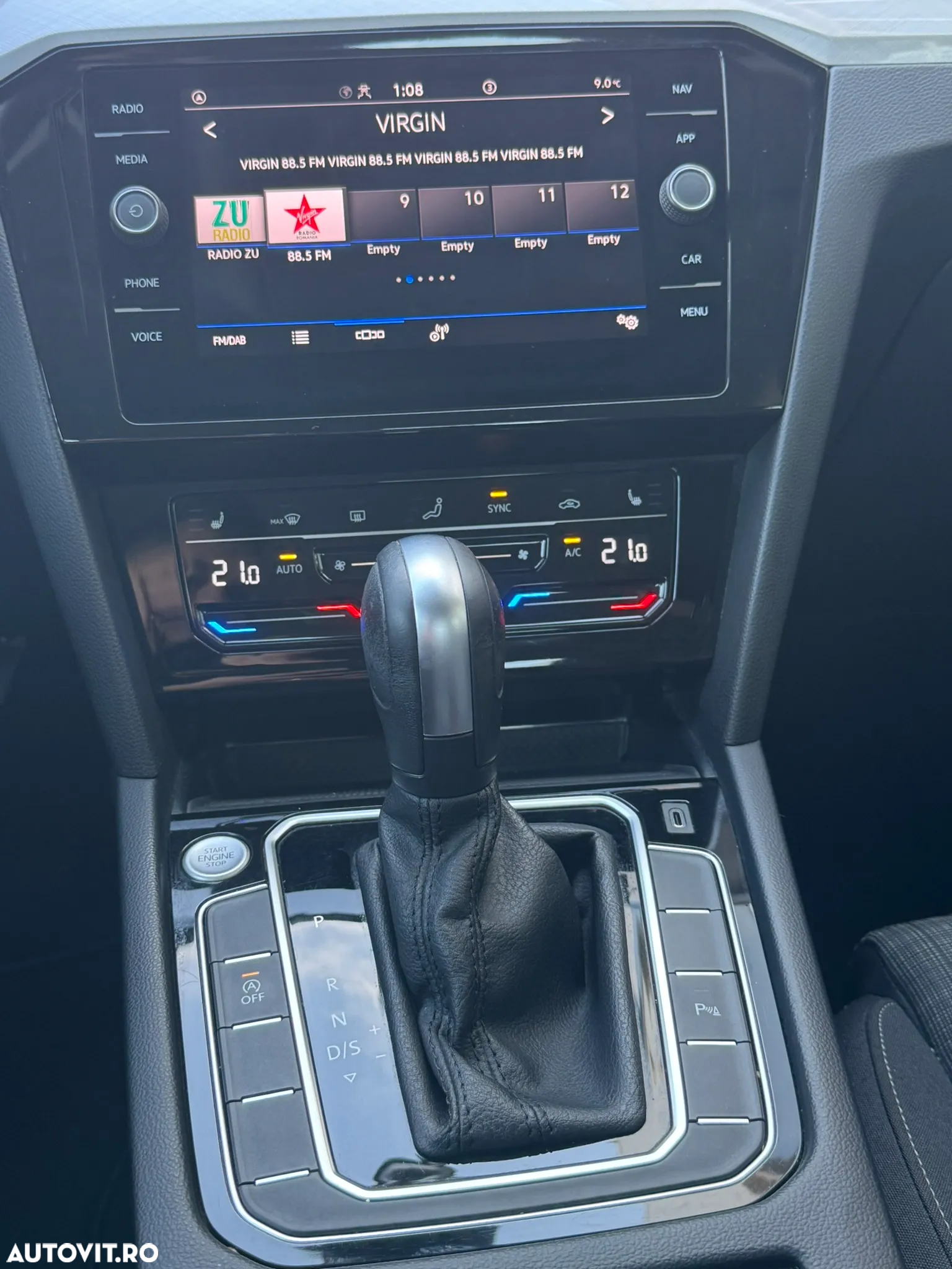 Volkswagen Passat - 11