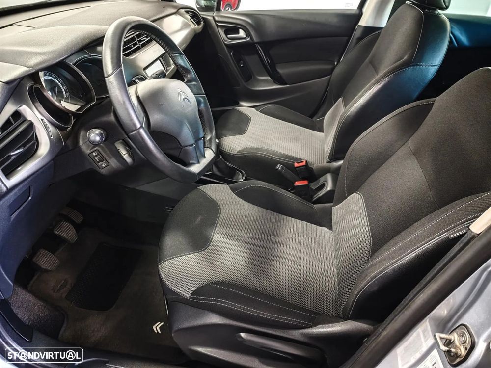 Citroën C3 1.2 PureTech Shine - 17