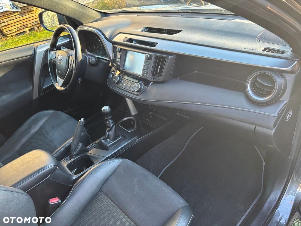 Toyota RAV4 2.0 D-4D Premium 4x2 - 13