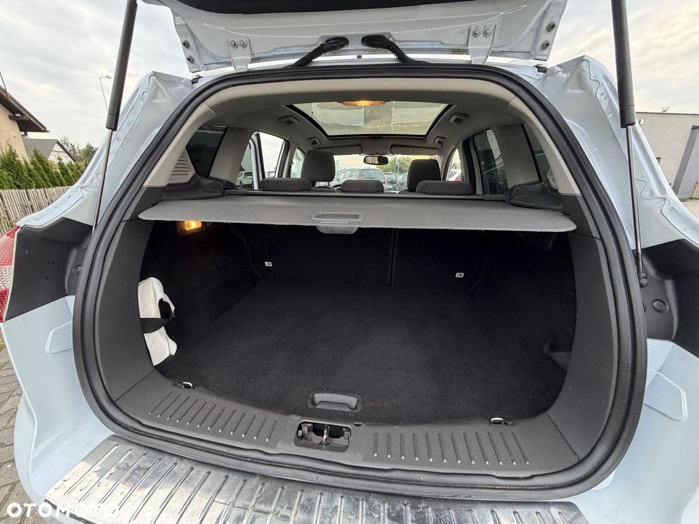 Ford Kuga - 10