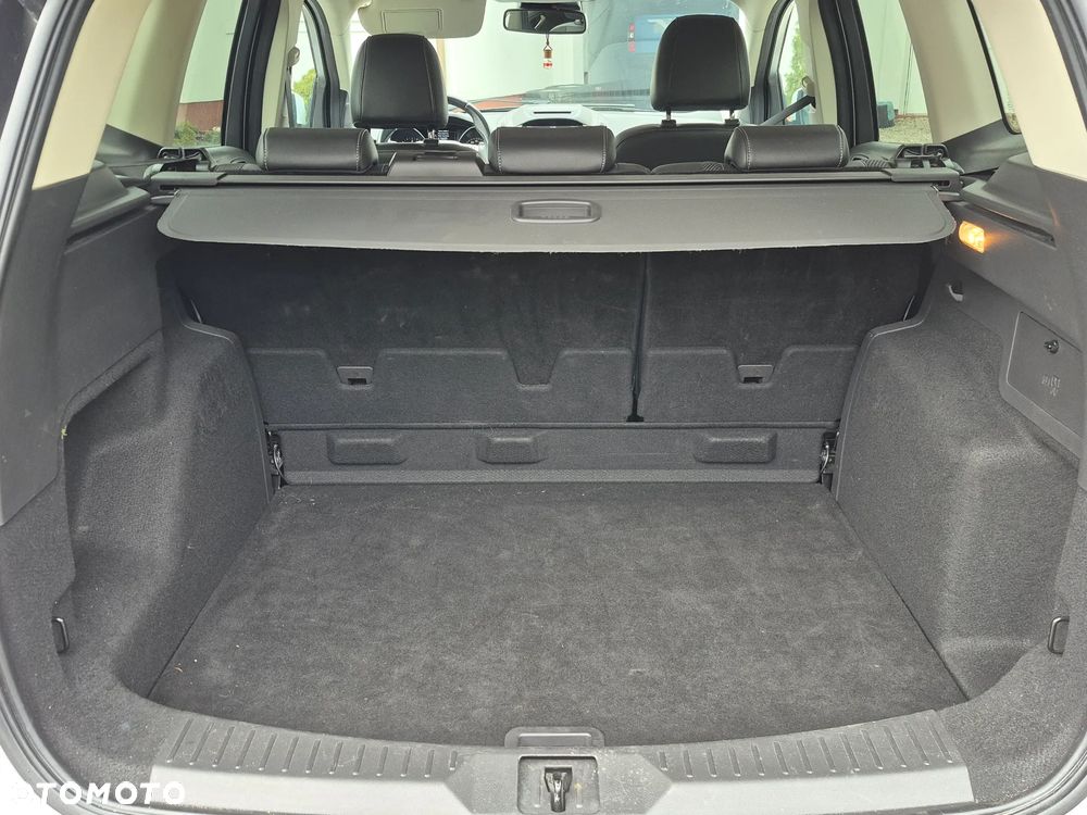 Ford Kuga 2.0 TDCi 2x4 SYNC - 10