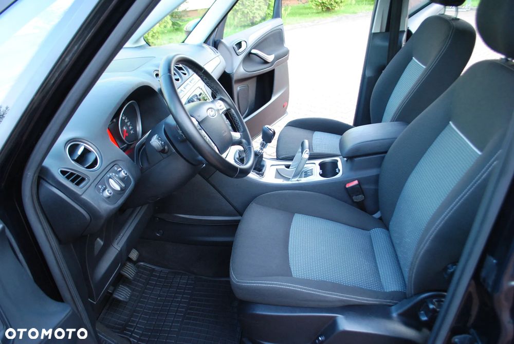 Ford Galaxy 2.0 TDCi Trend - 11