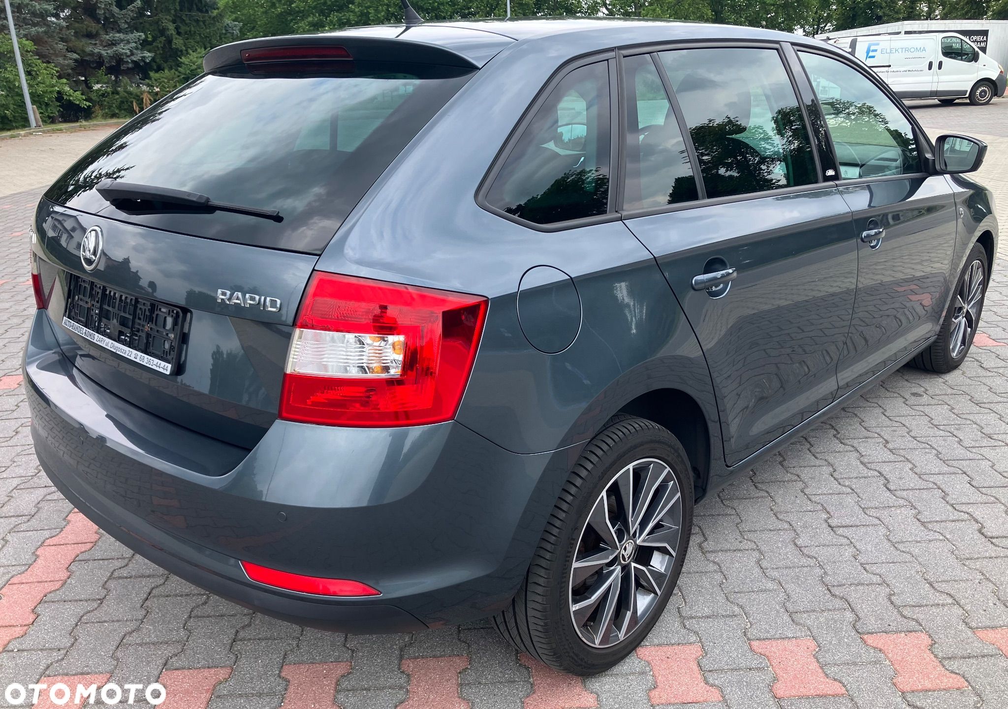 Skoda RAPID 1.6 TDI DPF Edition DSG - 1
