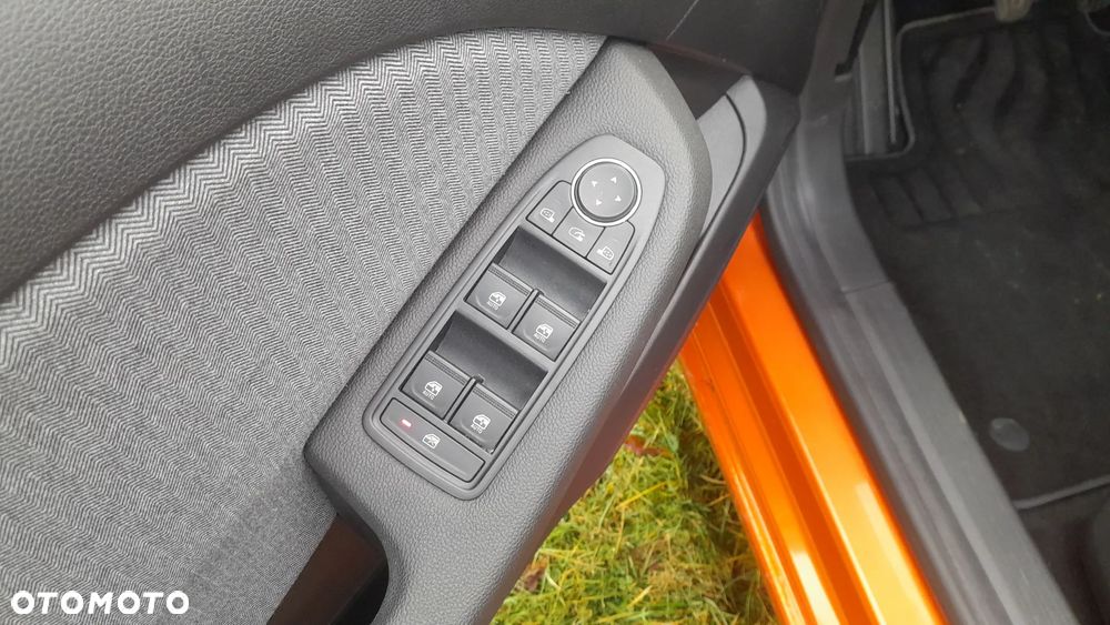 Renault Clio TCe 90 ESPIRIT ALPINE - 25