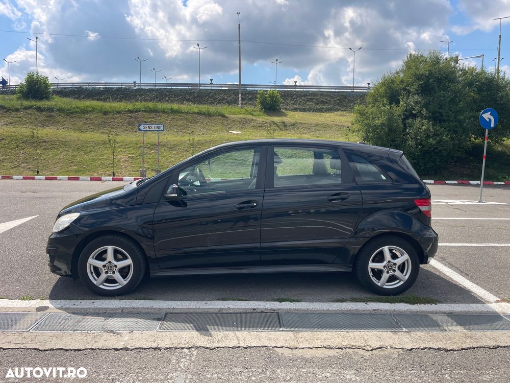 Mercedes-Benz B 170 - 1