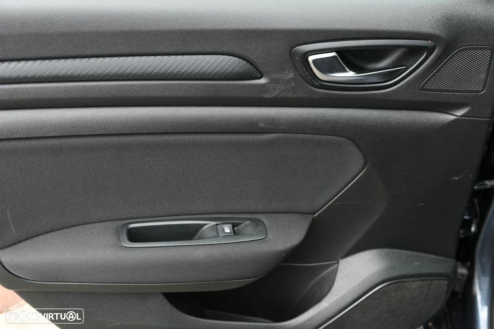 Renault Mégane Sport Tourer 1.5 dCi Limited - 25