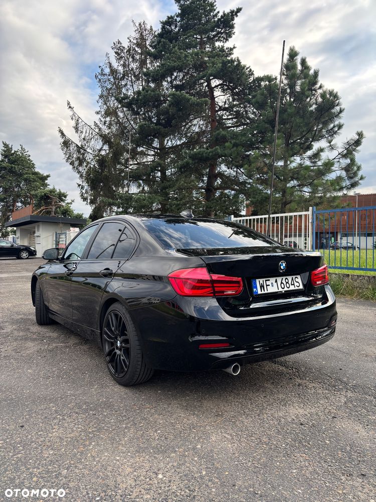 BMW Seria 3 318i Sport Line - 7