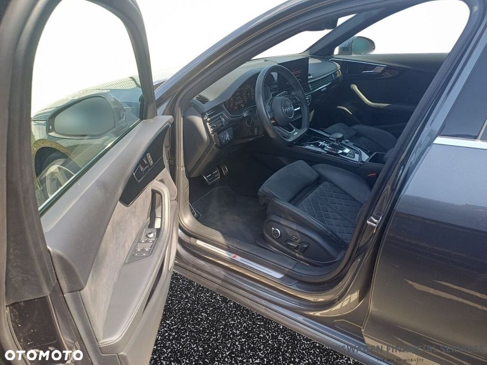 Audi A4 Avant - 6