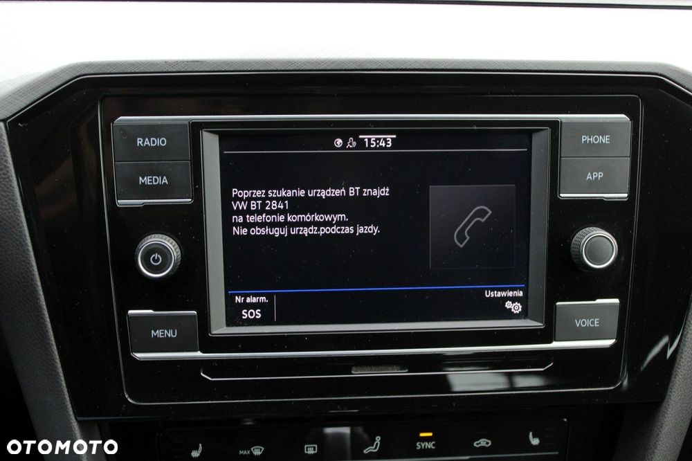 Volkswagen Passat 1.5 TSI EVO Business DSG - 27