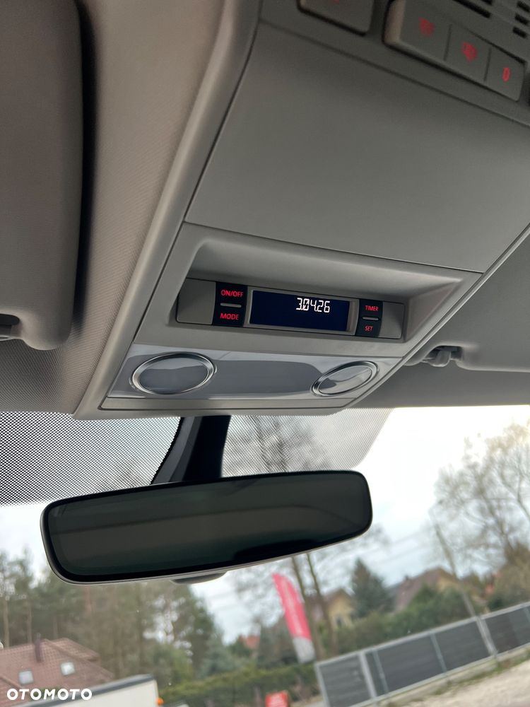 Volkswagen Multivan 2.0 TDI L1 Highline 4Motion DSG - 25