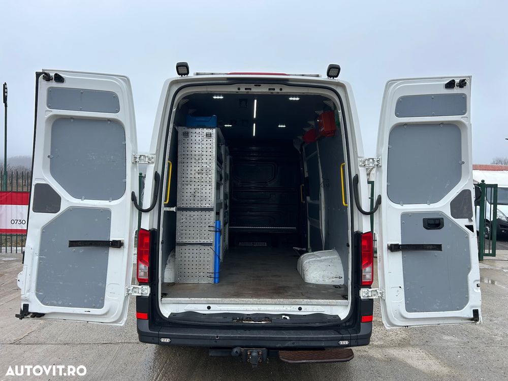 Volkswagen Crafter L3H3 AXA DUBLA SPATE - 11