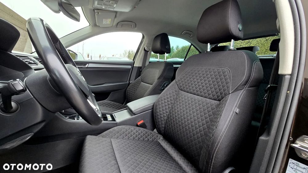 Skoda Superb 2.0 TDI Style - 21