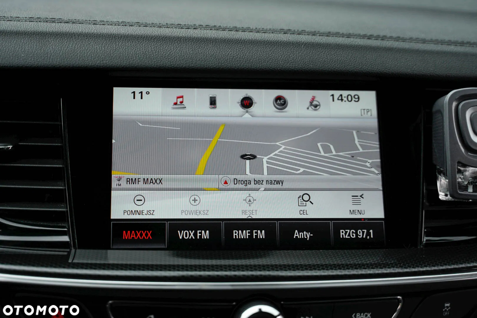 Opel Insignia Sports Tourer 2.0 Diesel Ultimate Exclusive - 28