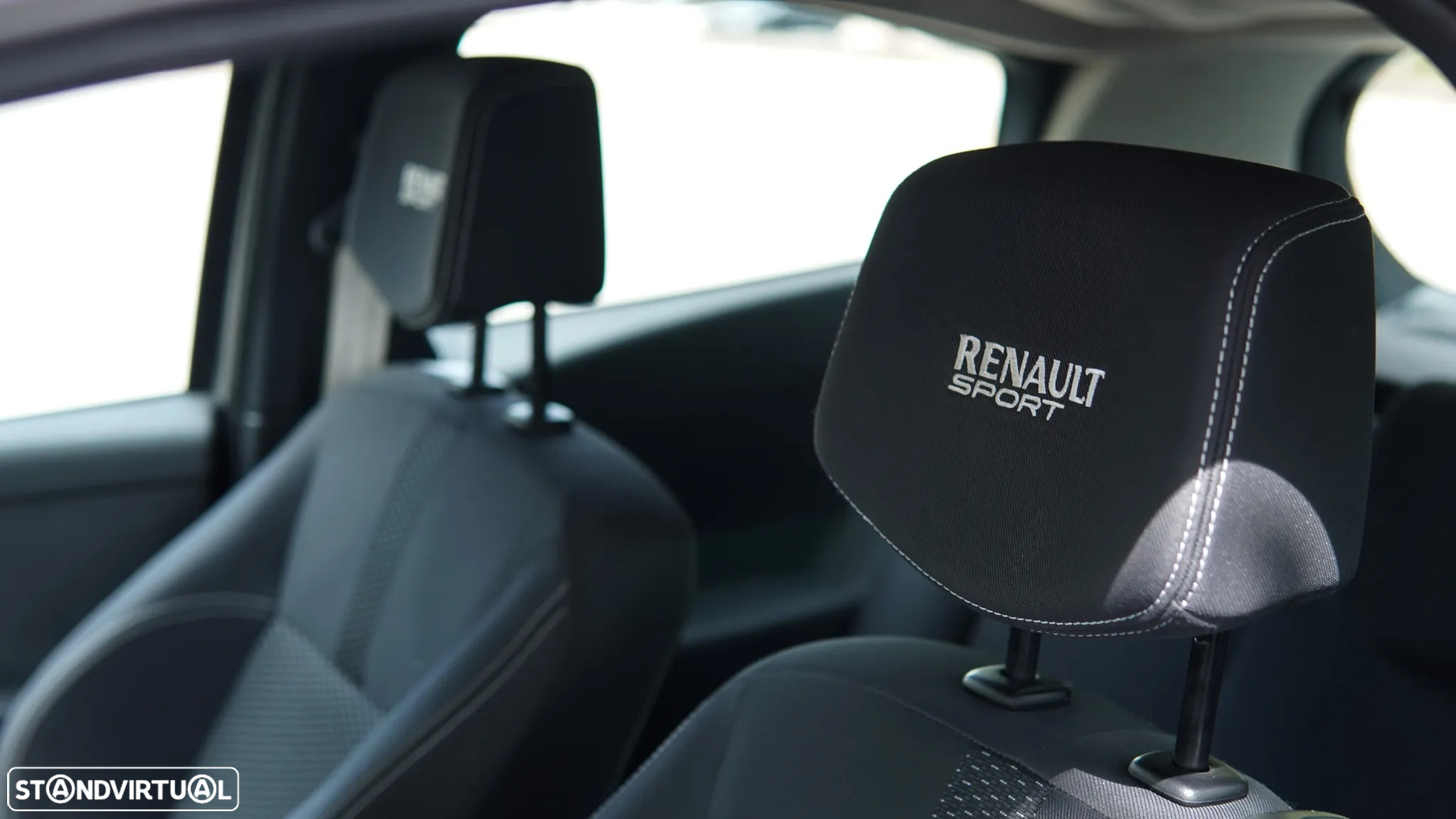 Renault Clio 2.0 16V Sport - 45