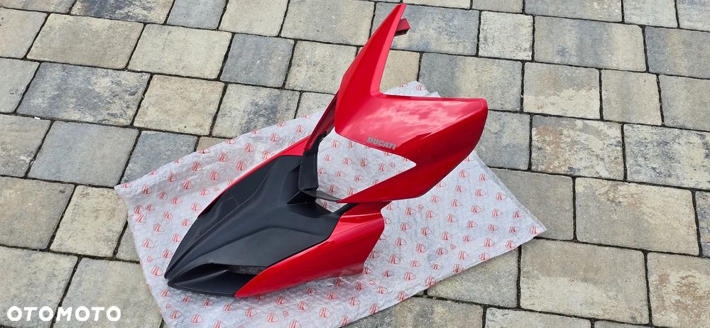 Owiewka Czasza Dziób Ducati Hyperstrada 821 939 - 4