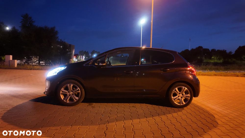 Peugeot 208 1.2 PureTech Active - 27