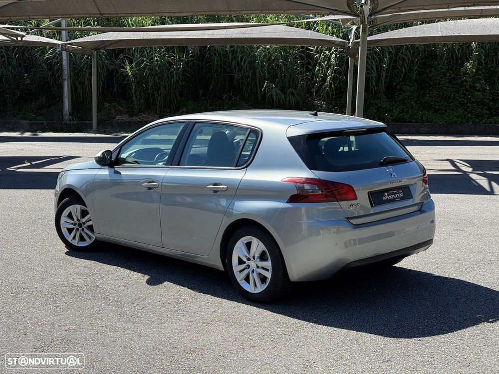 Peugeot 308 - 5