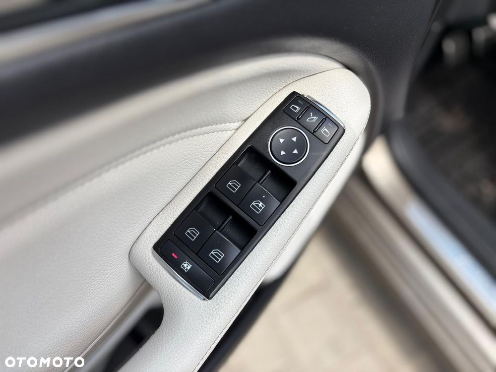 Mercedes-Benz Klasa B 180 CDI (BlueEFFICIENCY) - 10