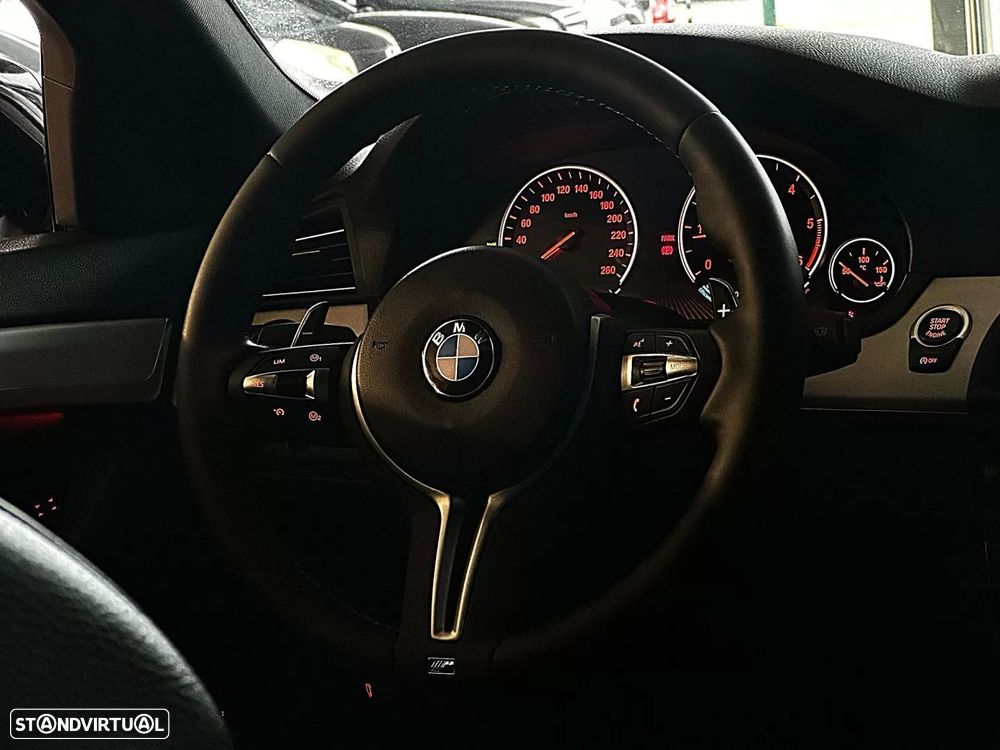 BMW 520 d Pack M Auto - 41