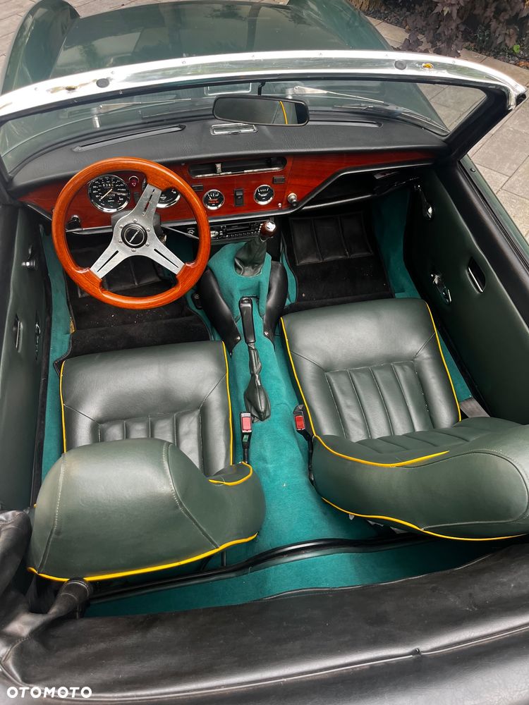 Triumph Spitfire - 4
