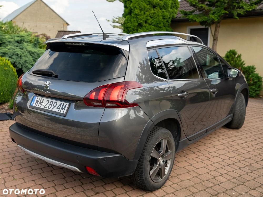 Peugeot 2008 1.2 Pure Tech Allure S&S EAT6 - 5
