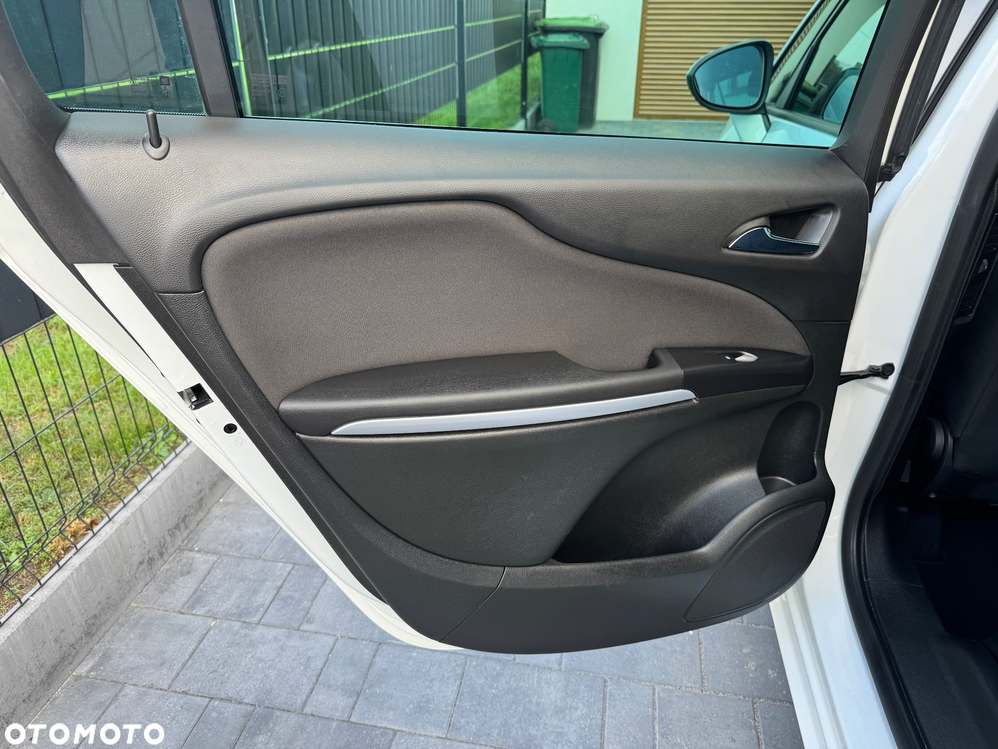 Opel Zafira 2.0 D (CDTI) Automatik Business Innovation - 28