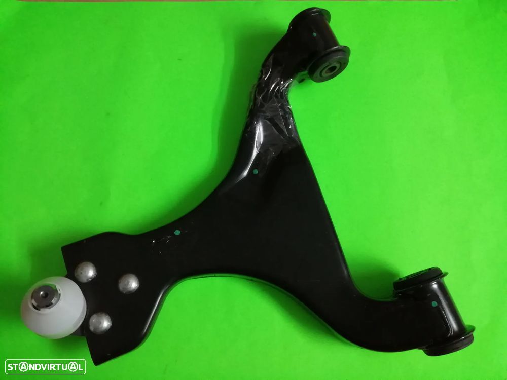 Braço / Braços de Suspensão - Mercedes Vito - 2