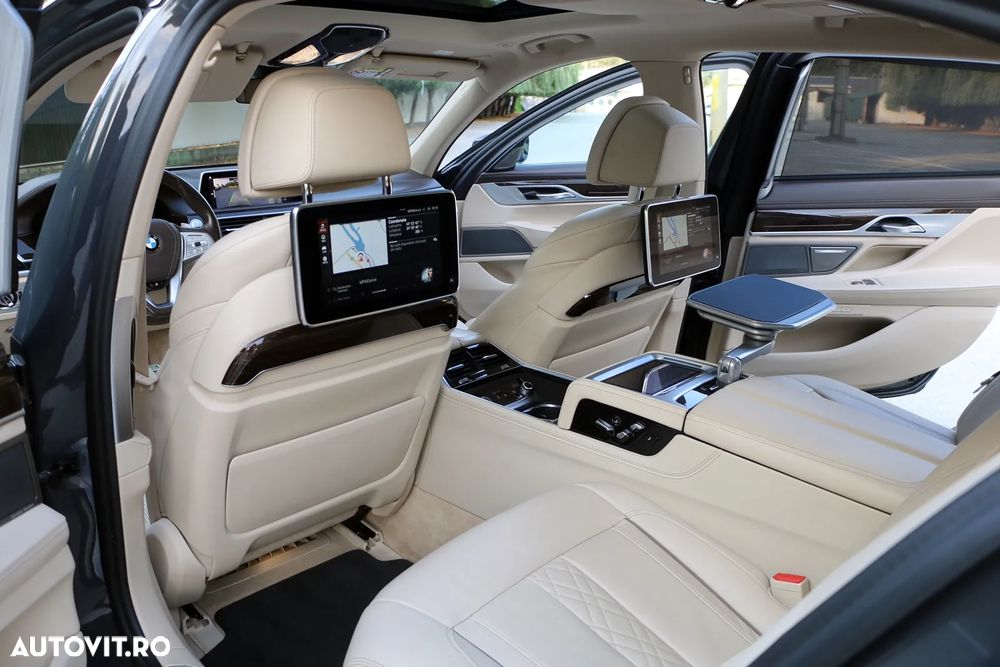 BMW 7 Series 2021 — imagine 11