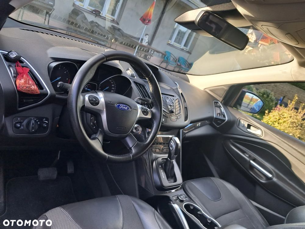 Ford Kuga 2.0 TDCi 4x4 Titanium - 7