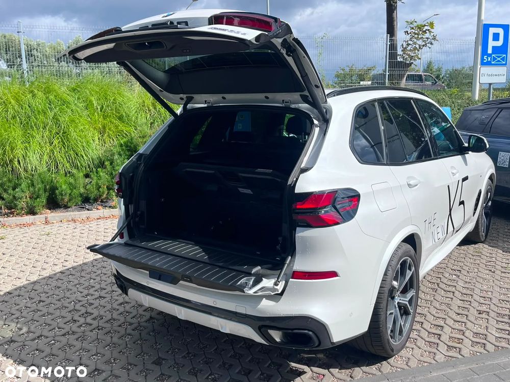 BMW X5 xDrive30d mHEV - 28
