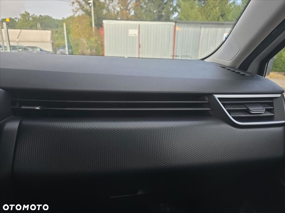 Renault Clio - 22