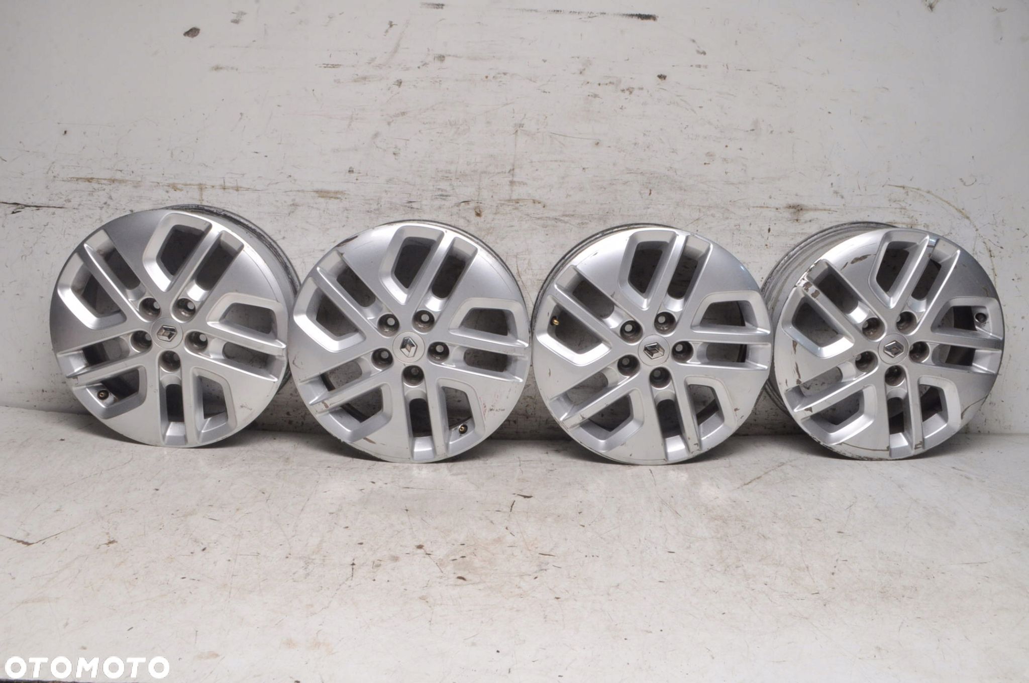 RENAULT TRAFIC OPEL VIVARO FELGI ALUMINIOWE 5X114,3 R17 93459465 KOMPLET - 1