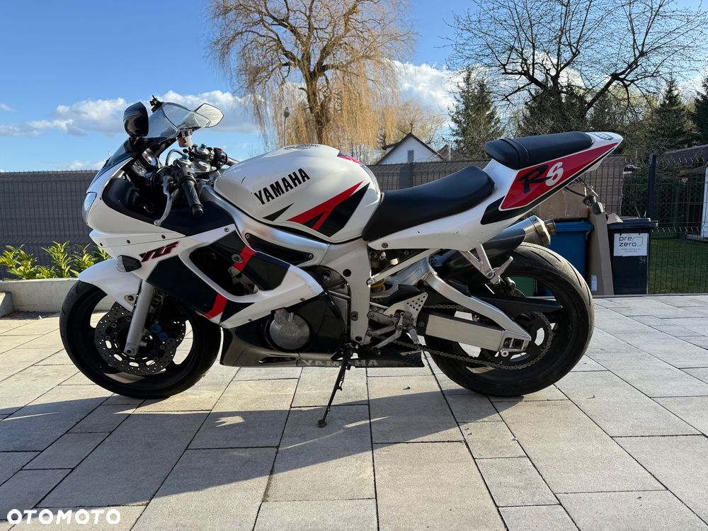 Yamaha YZF - 3