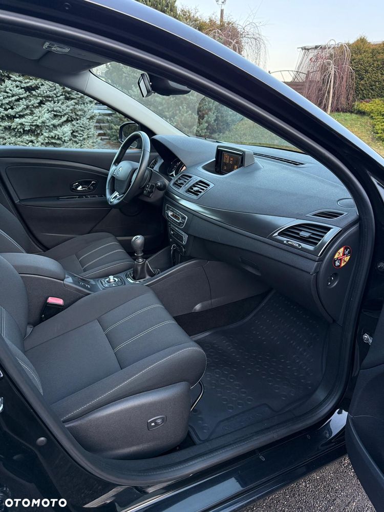 Renault Megane ENERGY TCe 130 LIMITED - 24