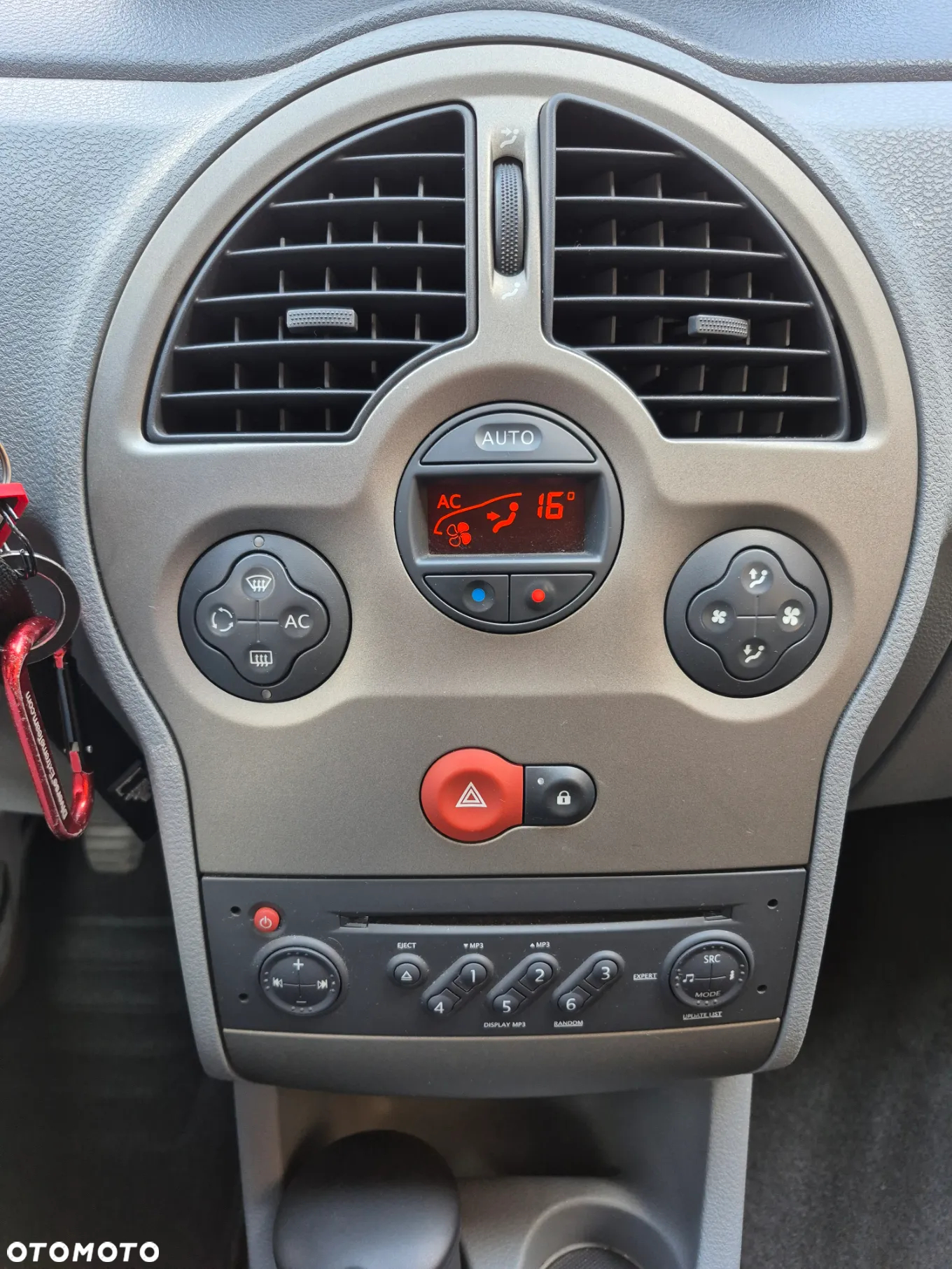 Renault Modus 1.2 16V Authentique - 8