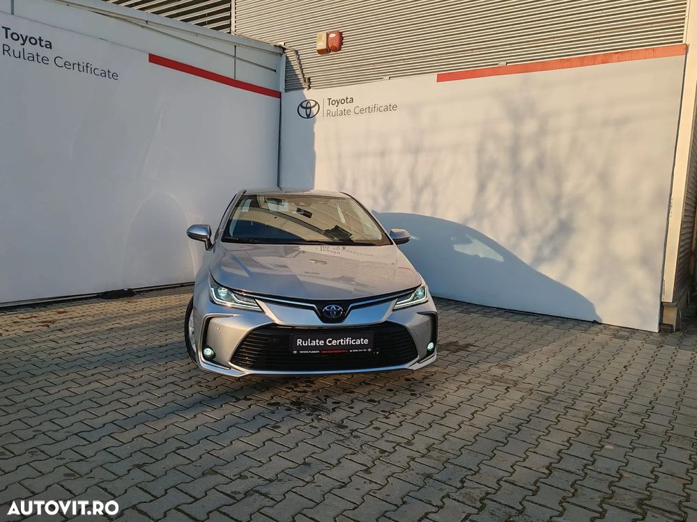 Toyota Corolla 1.8 HSD Business - 1