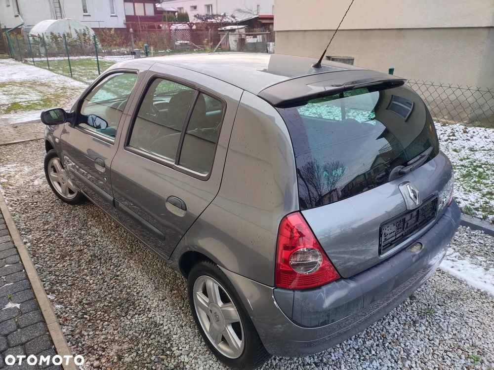 Renault Clio 1.2 16V Dynamique - 4