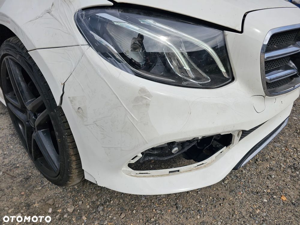 Mercedes-Benz Klasa E 220 d Avantgarde - 6