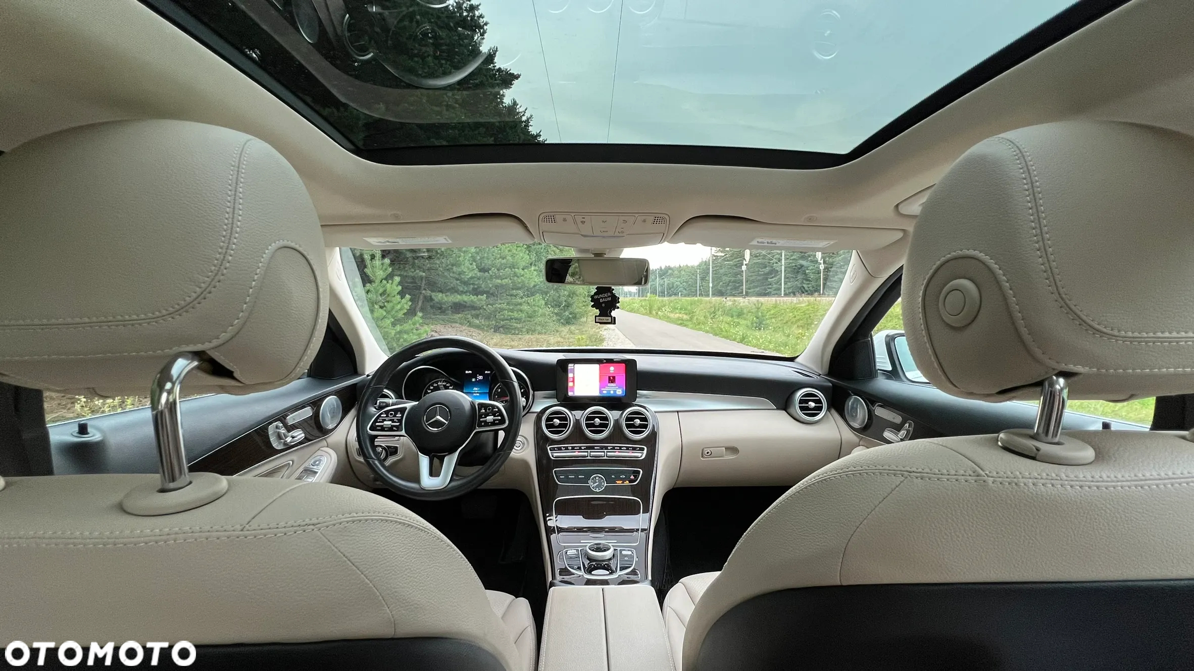 Mercedes-Benz Klasa C 300 4MATIC 9G-TRONIC - 21