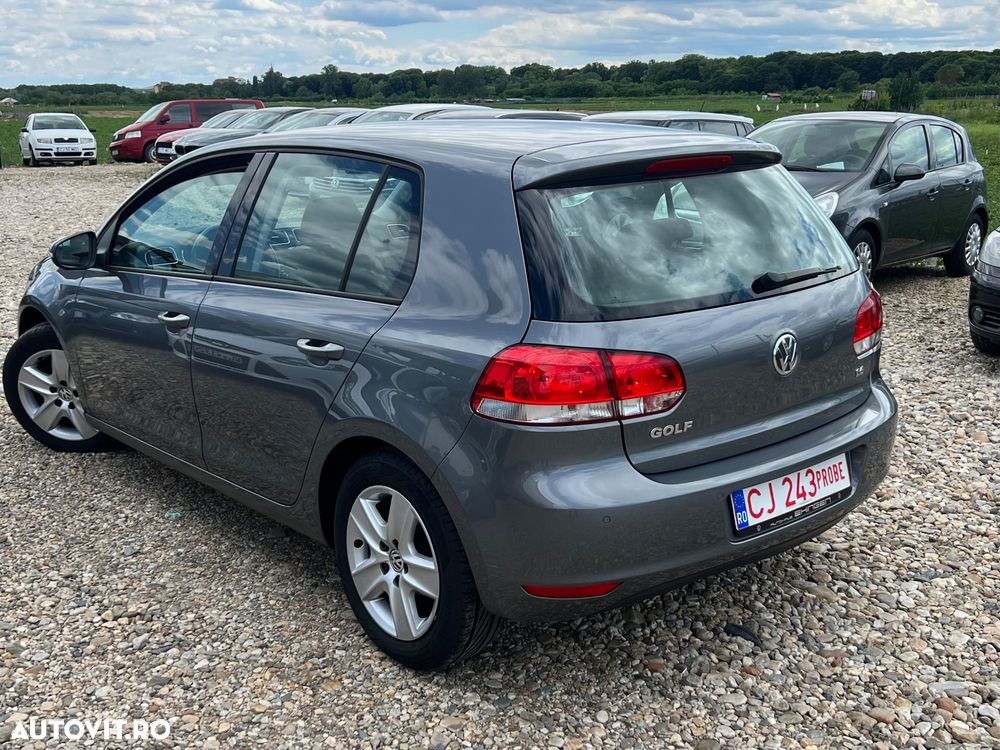 Volkswagen Golf 1.6 Comfortline - 9
