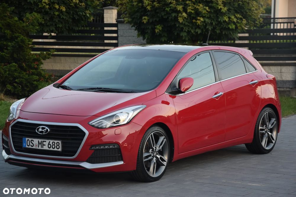 Hyundai i30 1.6 T GDI Turbo - 10