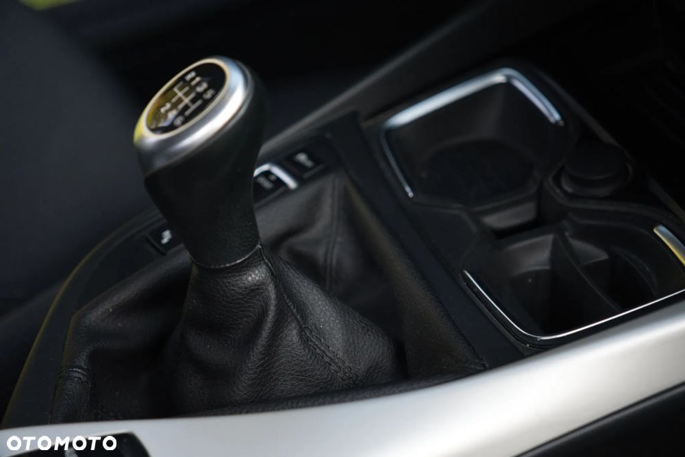 BMW Seria 1 116d EfficientDynamics Edition - 11