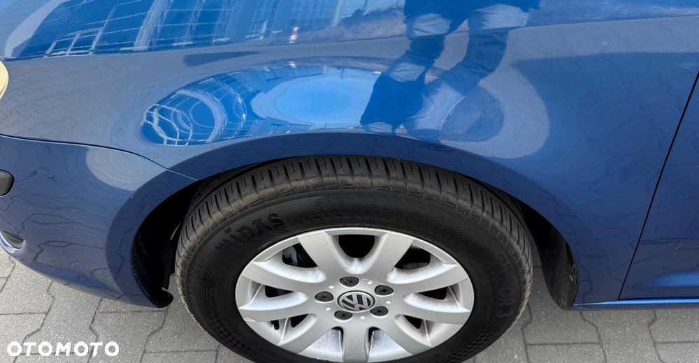 Volkswagen Touran - 35