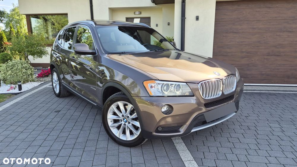 BMW X3 28i xDrive - 1