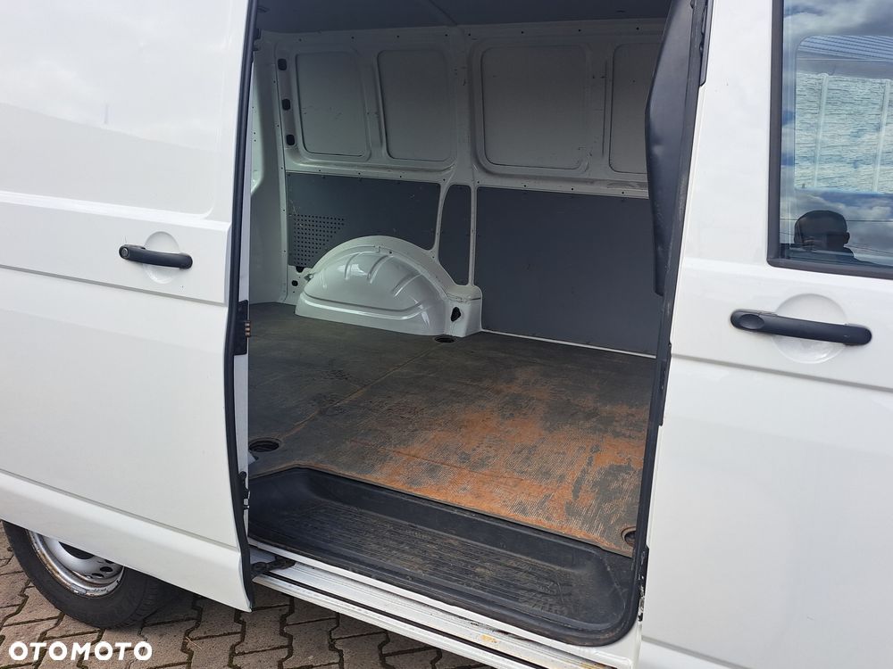 Volkswagen Transporter - 25