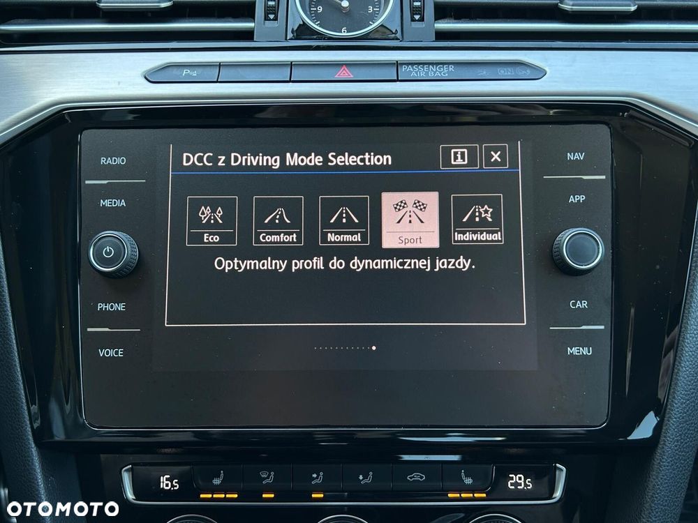 Volkswagen Passat 2.0 TSI BMT 4Mot Highline DSG - 31
