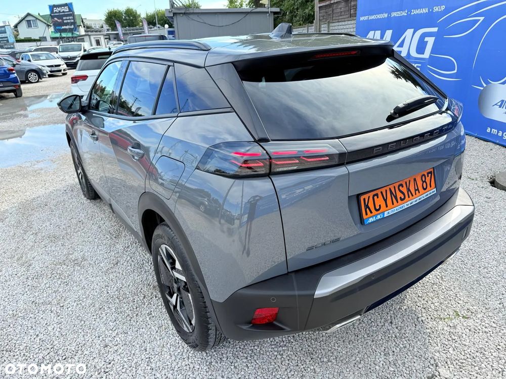 Peugeot 2008 - 8