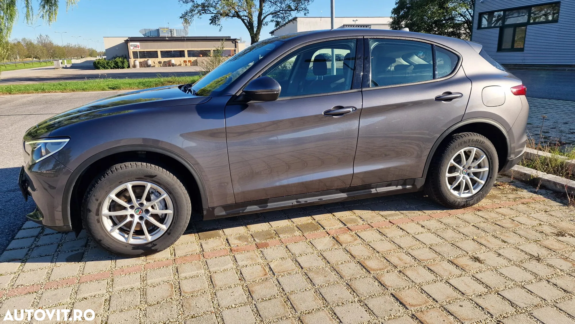 Alfa Romeo Stelvio 2.2 Diesel 16V AT8-Q4 Executive - 4